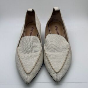Jeffrey Campbell Women's Textured Cream Flats